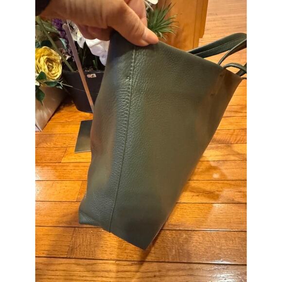 NWOT Cuyana Classic Easy Tote purse bag (500 - Picture 4 of 9